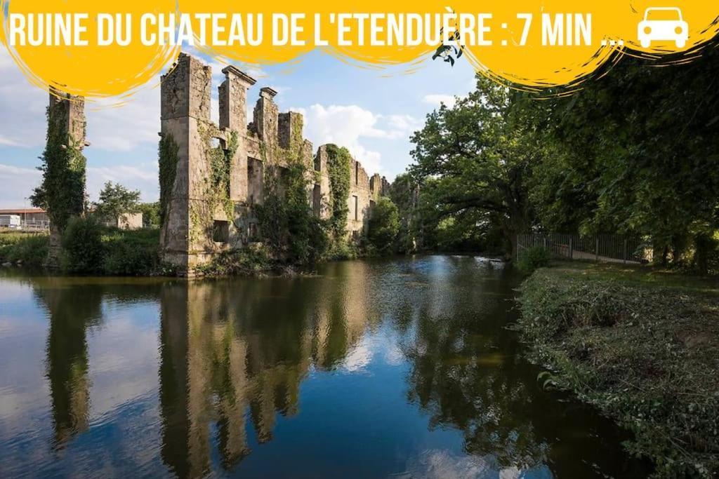 Puy Du Fou Lägenhet Les Herbiers Exteriör bild